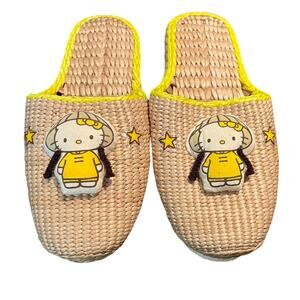 NWOT Hello Kitty/Sanrio Woven Wicker Women's Slippers, Slides, Shoes Size 9.5